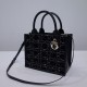 Tote book