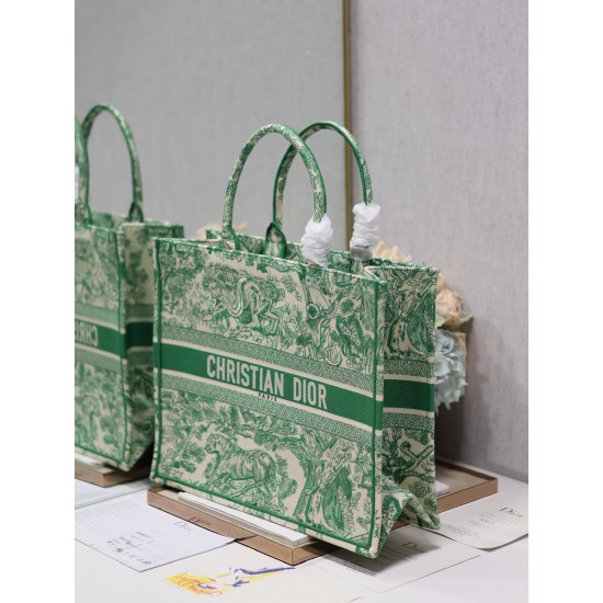 Tote book Tote book