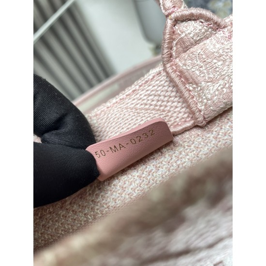 Tote book Tote book