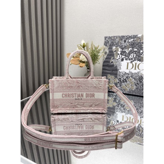 Tote book Tote book