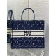 Tote book