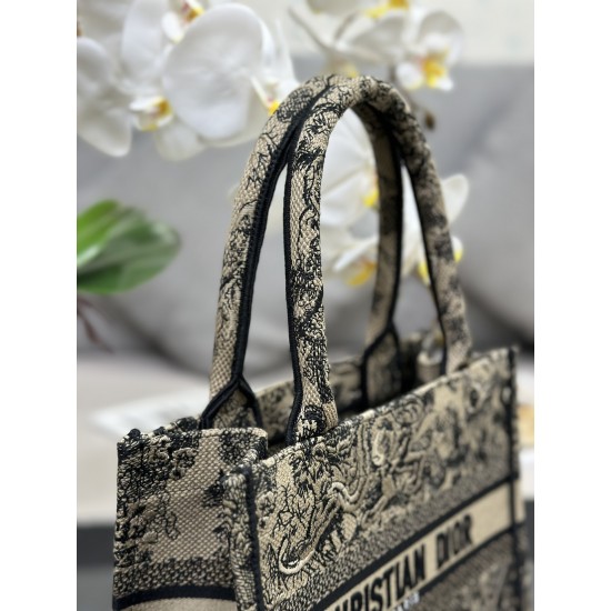 Tote book