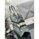 Tote book