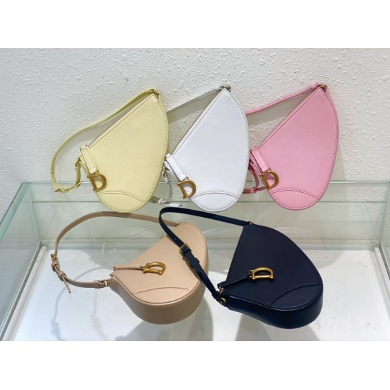 Saddle