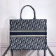 Tote book