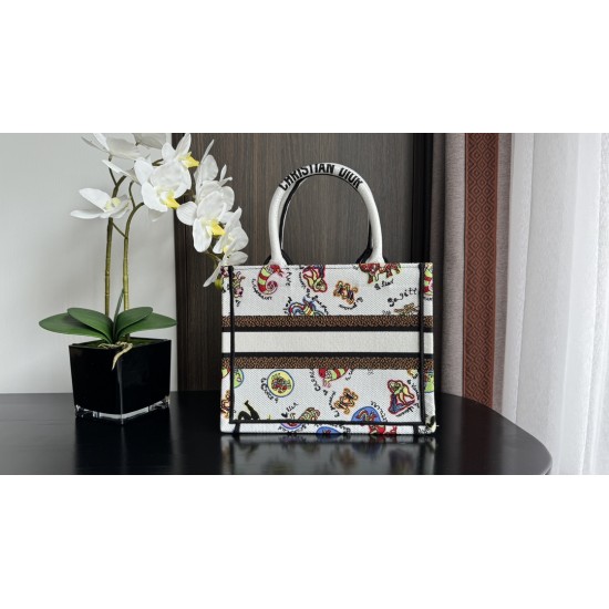 Tote book
