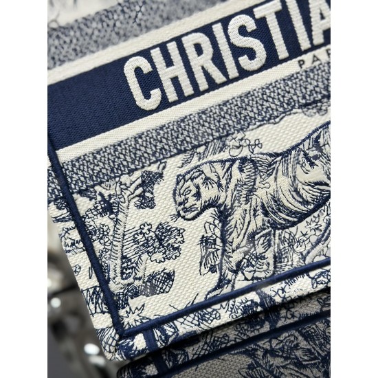 Tote book