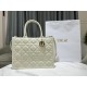 Tote book