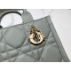 Tote book