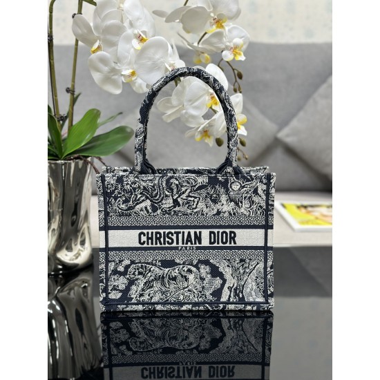 Tote book