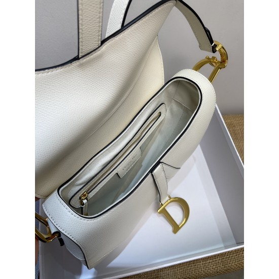 Saddle