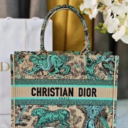 Tote book