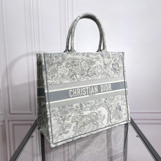 Tote book