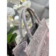 Tote book