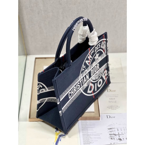Tote book