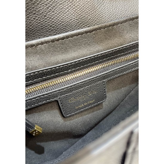 Saddle