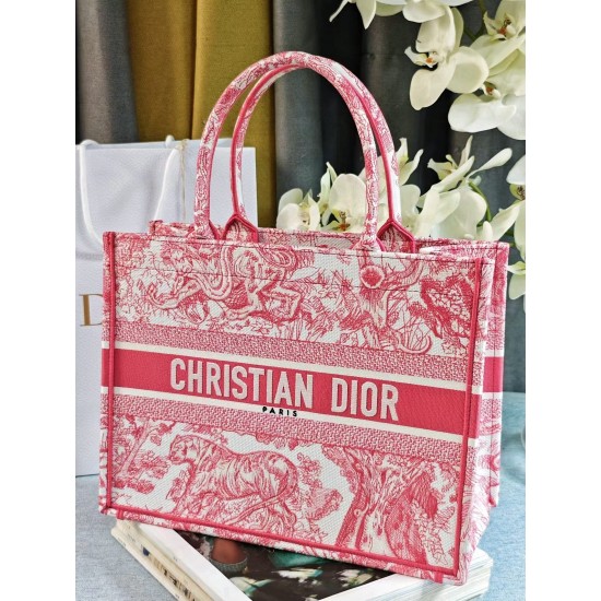 Tote book