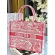 Tote book