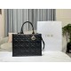 Tote book