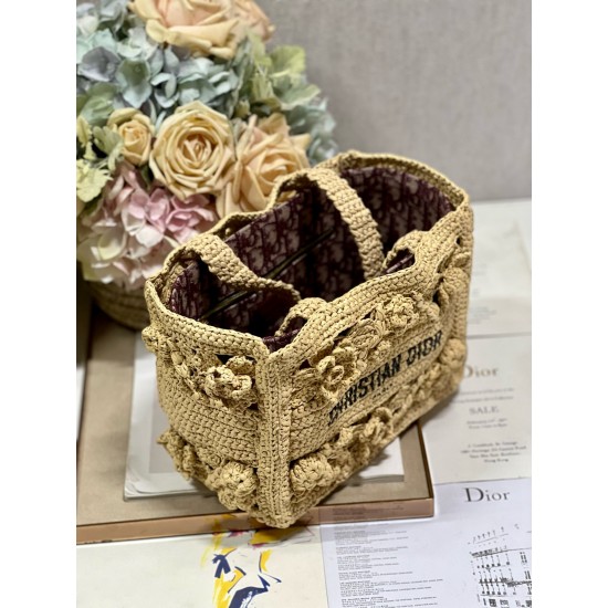 Tote book