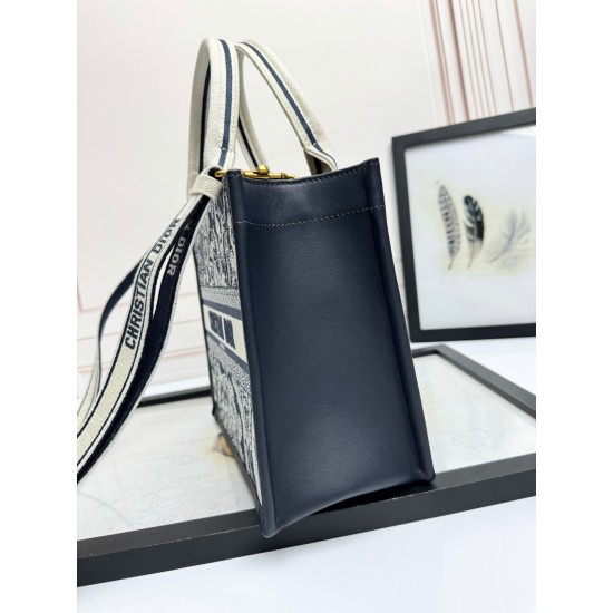 Tote book