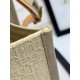Tote book