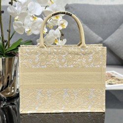 Tote book