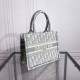 Tote book