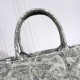 Tote book