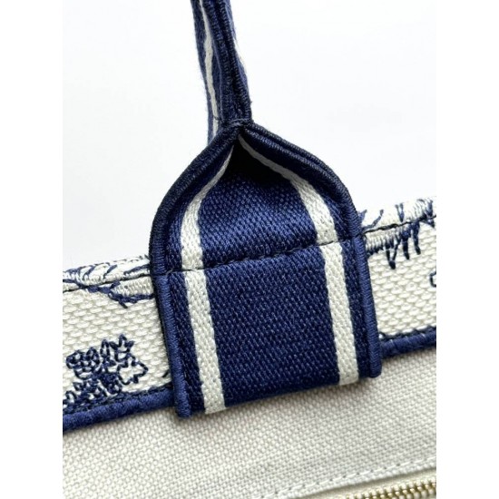 Tote book