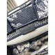 Tote book Tote book