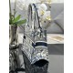 Tote book