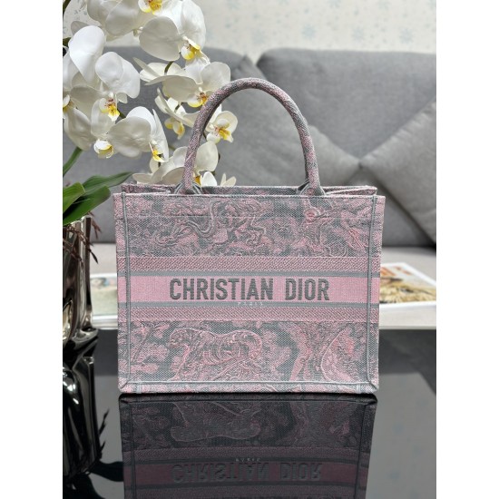 Tote book