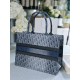 Tote book