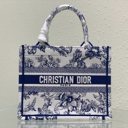 Tote book