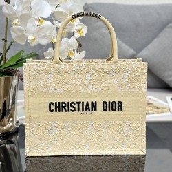Tote book
