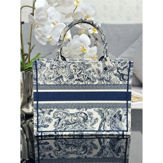 Tote book