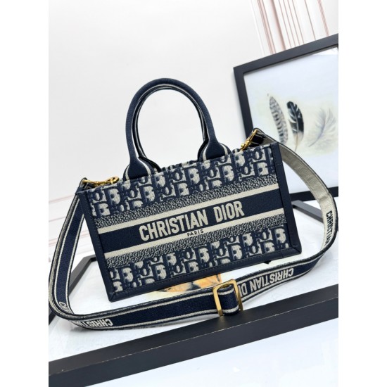Tote book