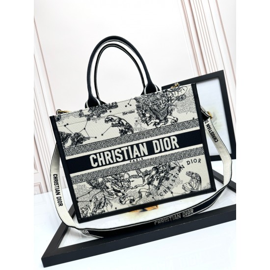 Tote book