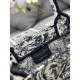 Tote book