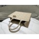 Tote book