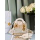 Tote book