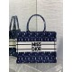 Tote book