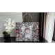 Tote book Tote book