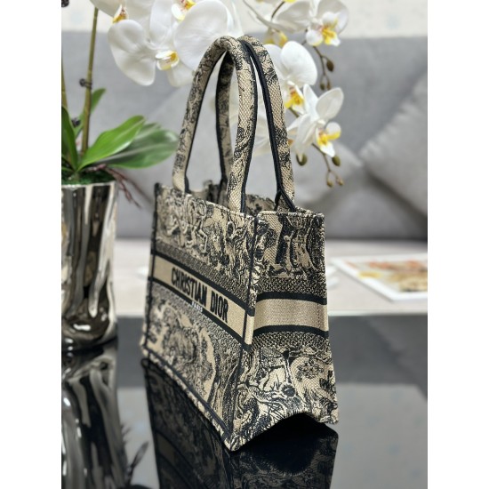 Tote book
