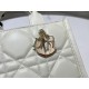 Tote book