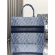 Tote book