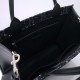 Tote book