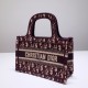 Tote book