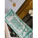 Tote book